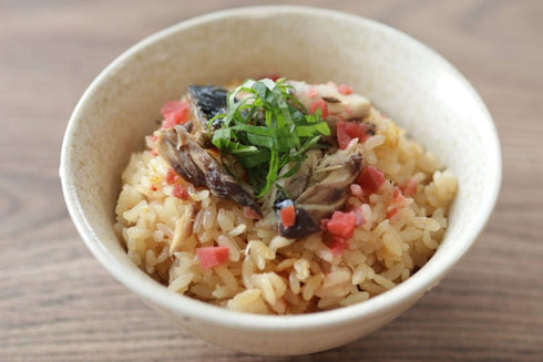 炊き込みご飯の素 3種セット (かきの炊き込みご飯×1パック、まるずわいがに炊き込みご飯×1パック、金華さば炊き込みご飯×1パック)